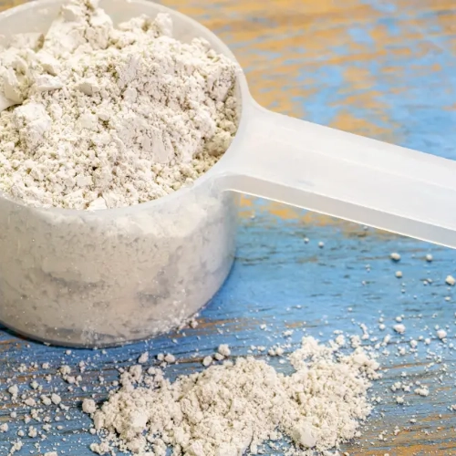 a scoop of diatomaceous earth